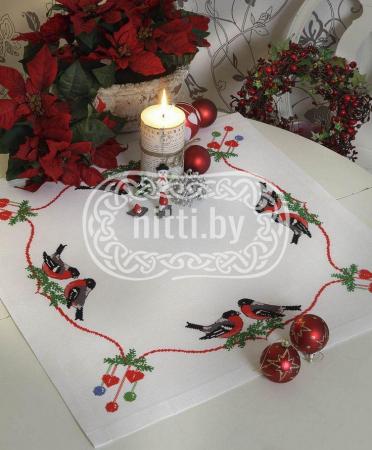 Набор для вышивания Anchor - Bullfinches and Christmas Decorations Tablecloth